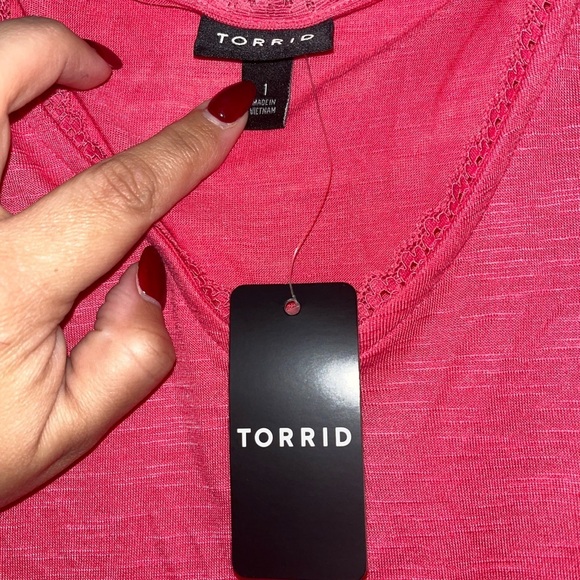 ✨Torrid Pink Sleeveless V-Neck Peplum Top Plus‎ Size Blouse Tank Crochet Trim 1 - Picture 4 of 4